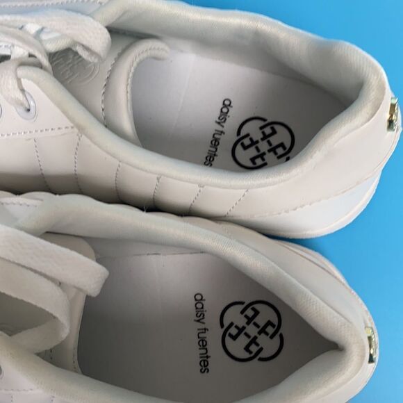 New Daisy Fuentes Tali white leather sneakers 8 1/2 - Picture 6 of 9